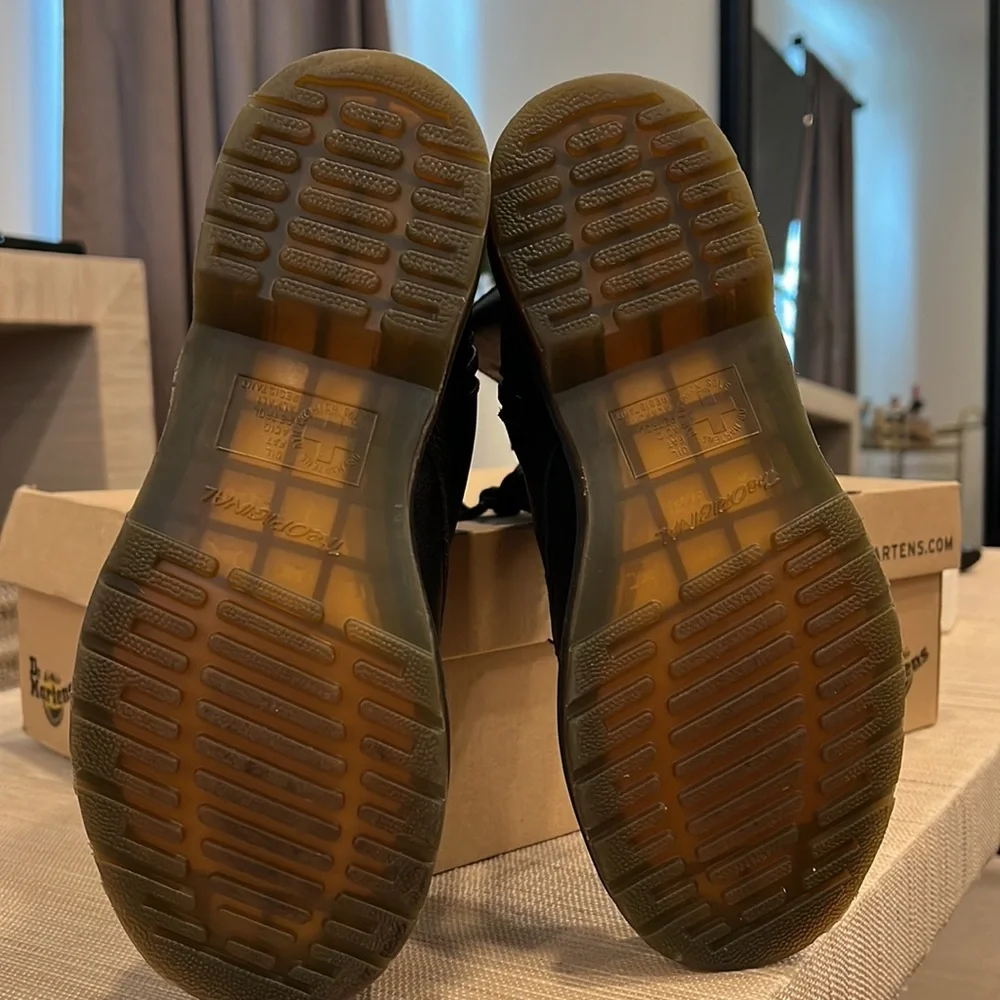 Doc Martin boots - Picture 9 of 11